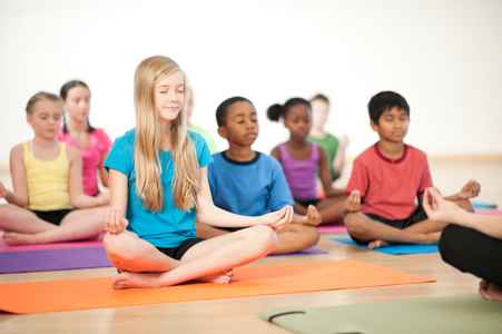 Sophrology and yoga exercises to help children – Sophrology News EN